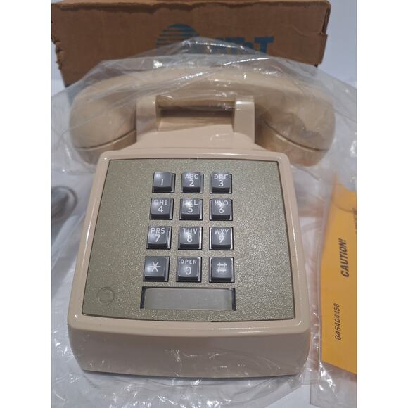 AT&T 2500MM-5D Ivory Touch-Tone Desk Phone – Mint NOS Reconditioned - Picture 2 of 6
